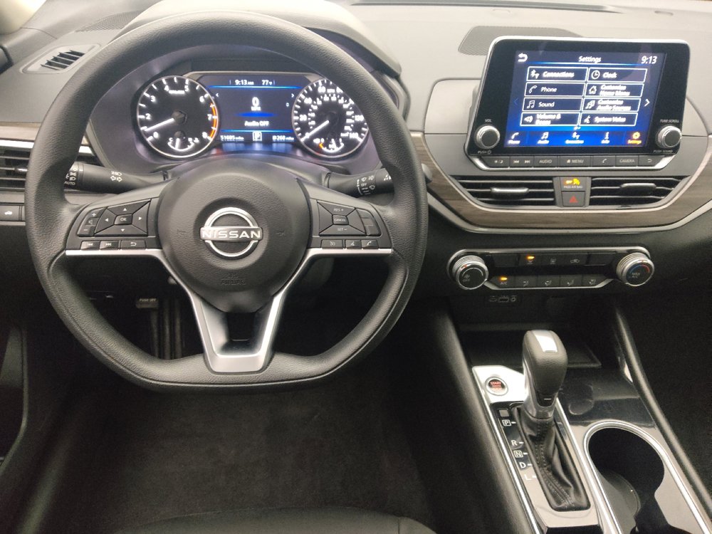 Used 2024 Nissan Altima 2.5 SV FWD image 22