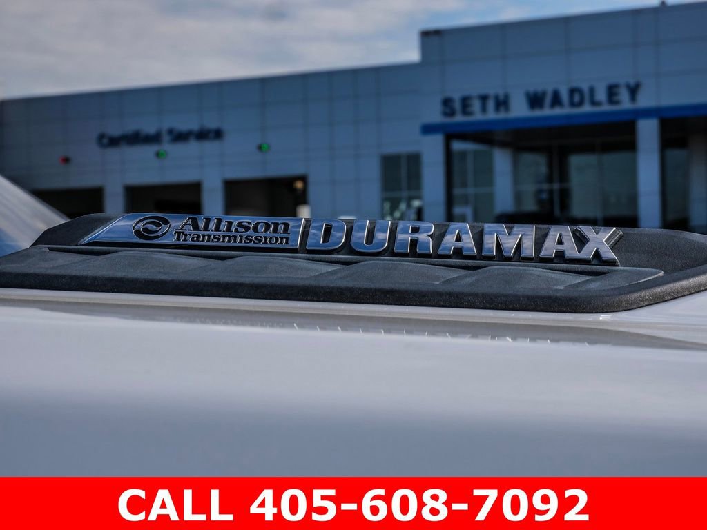 Used 2022 Chevrolet Silverado 2500 LT w/ Convenience Package image 11