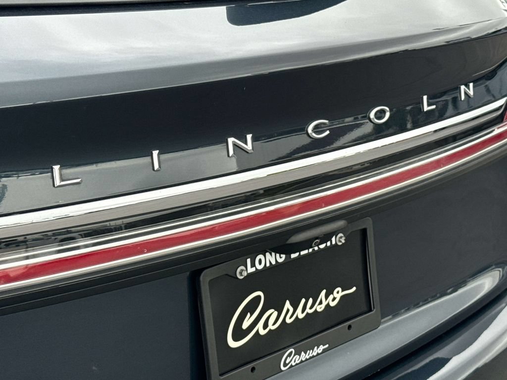 Certified 2023 Lincoln Nautilus Reserve w/ Luxury Package FWD image 7