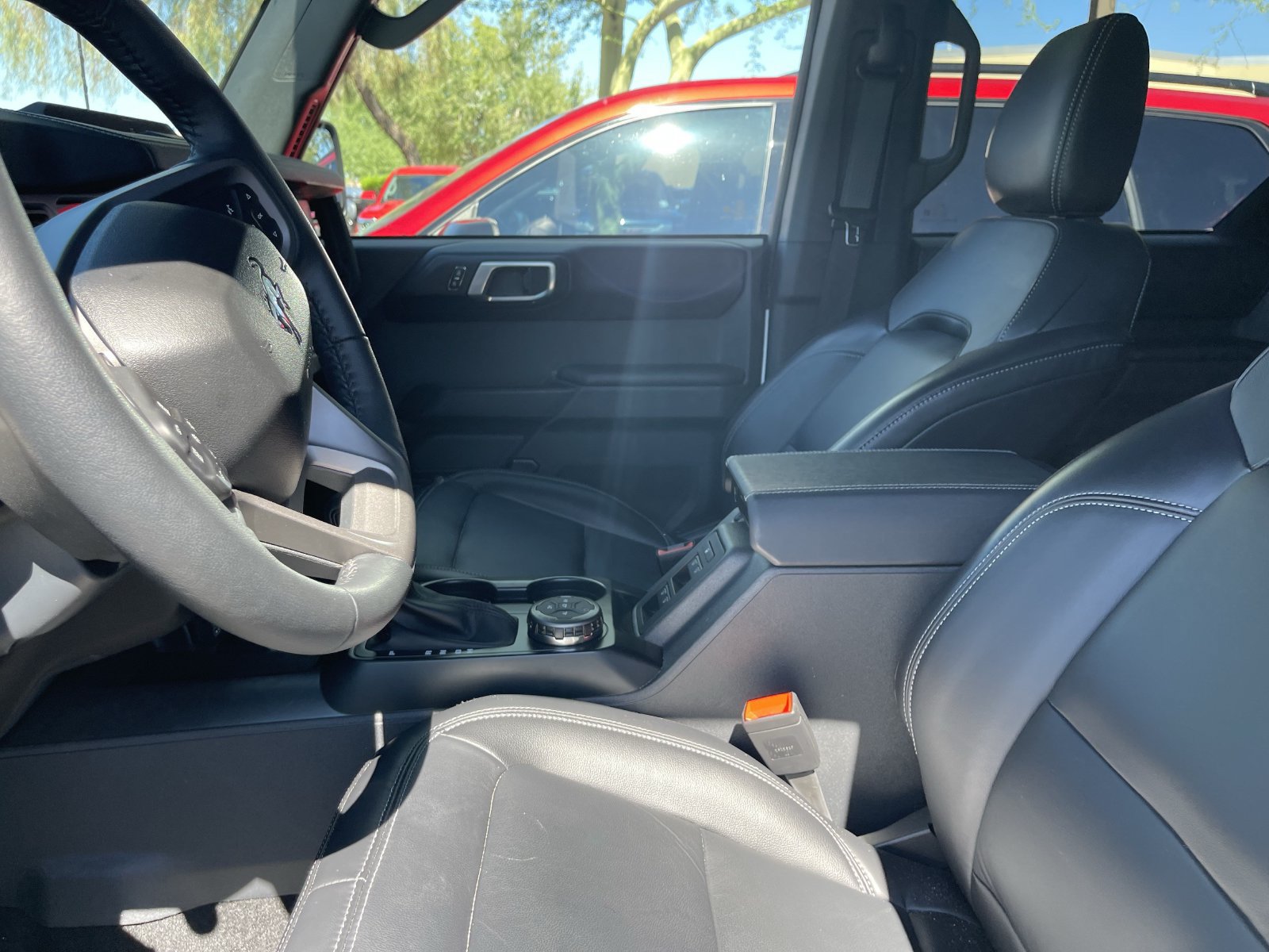 Used 2026 Ford Bronco Outer Banks AWD/4WD image 9