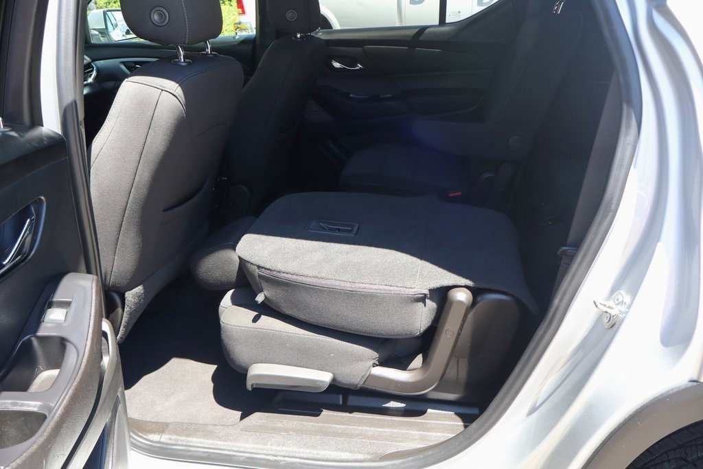 Used 2022 Chevrolet Traverse LT image 43