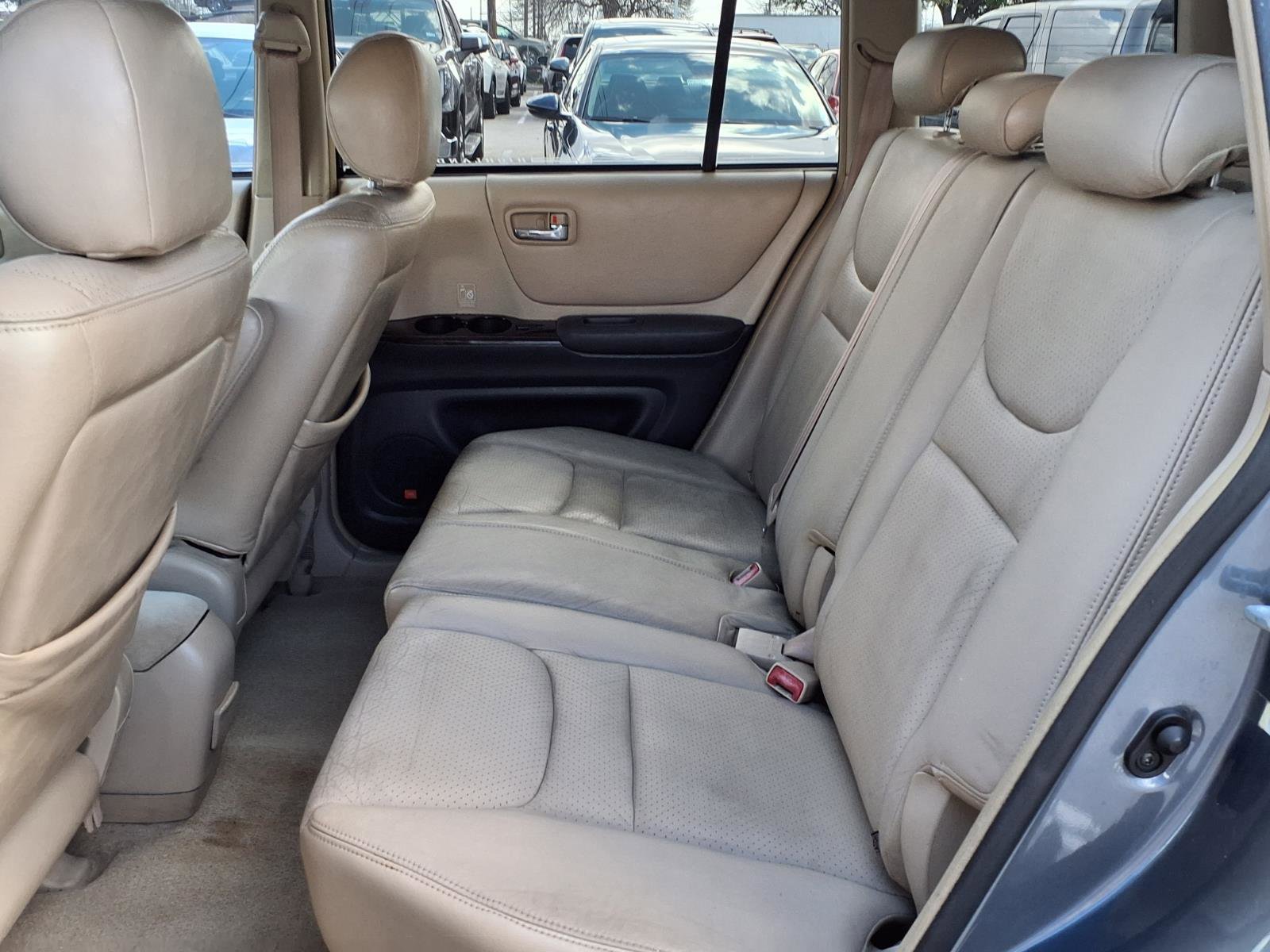 Used 2001 Toyota Highlander 2WD V6 image 16