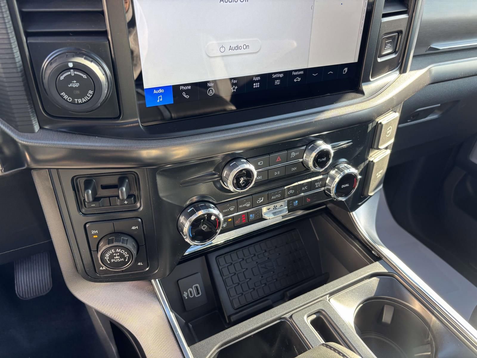 New 2025 Ford F150 Platinum w/ Equipment Group 702A High image 22