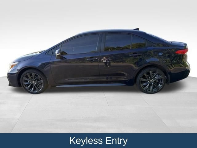 Used 2026 Toyota Corolla SE w/ SE Premium Package FWD image 7