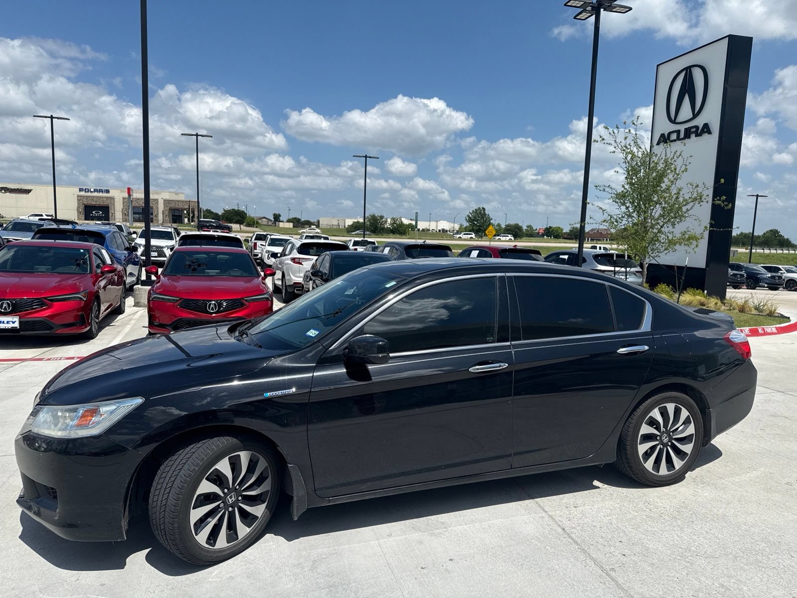 Used 2015 Honda Accord Touring image 4