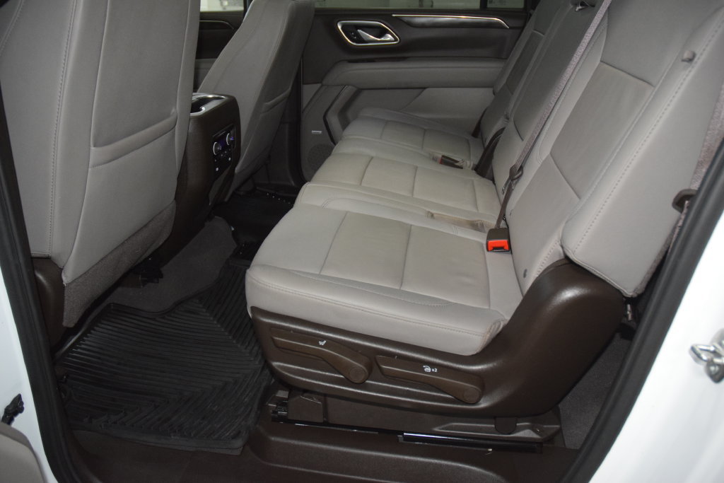 Used 2024 Chevrolet Suburban LT w/ LT Signature Package AWD/4WD image 44