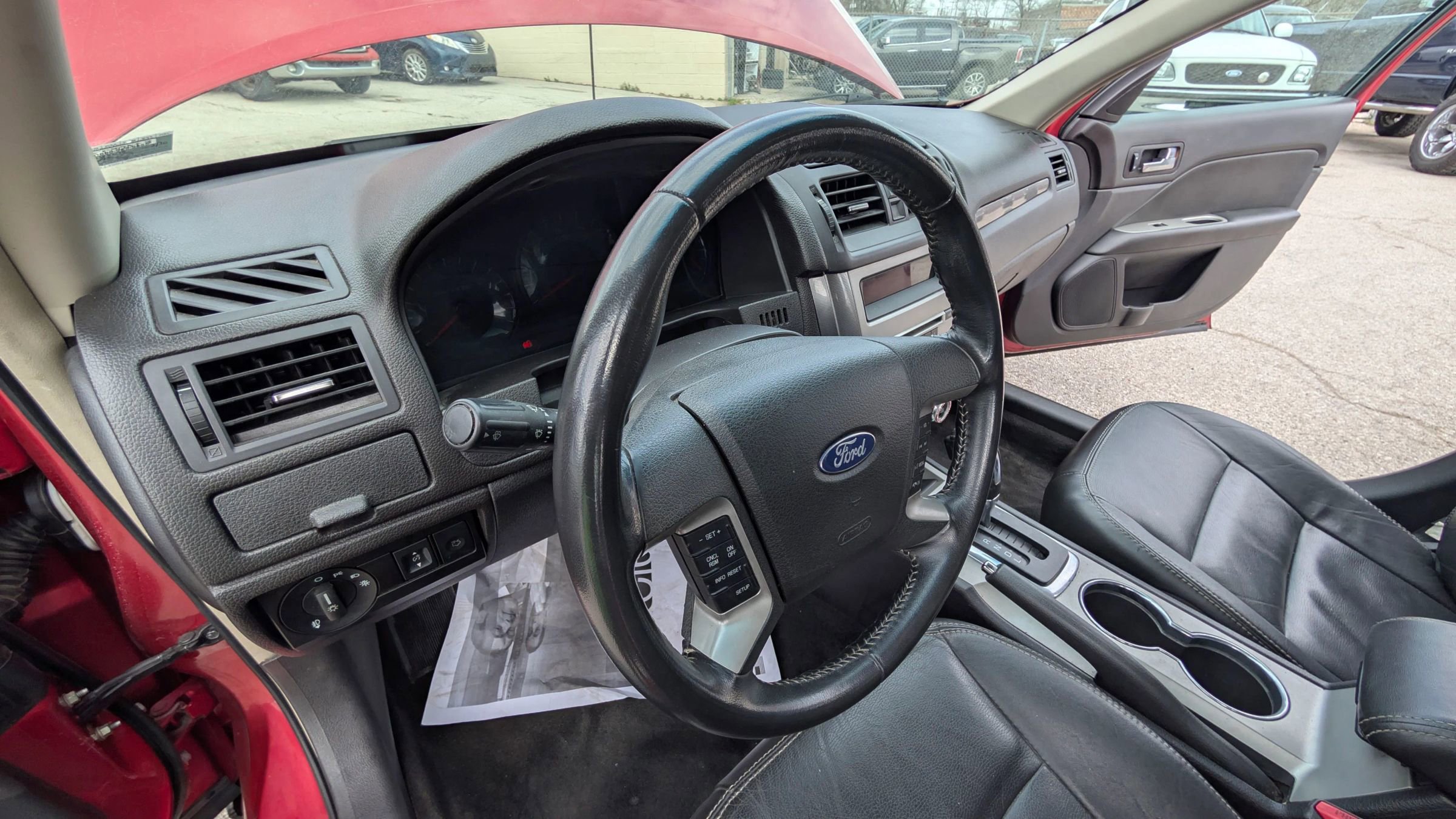 Used 2011 Ford Fusion SEL image 9