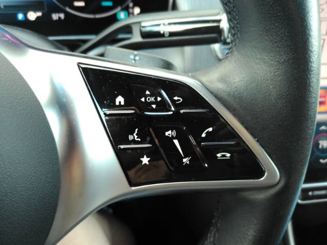 Used 2024 Mercedes-Benz GLC 300 w/ Driver Assistance Package image 37