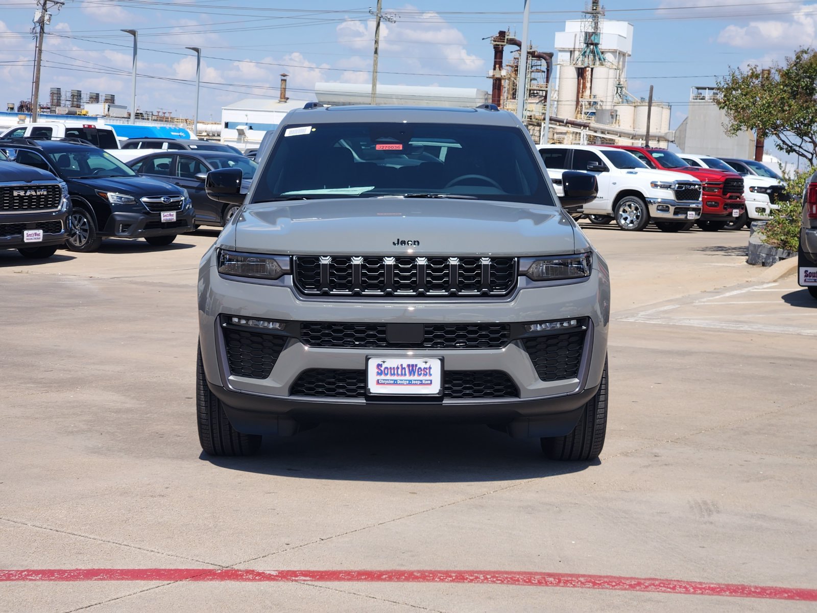 New 2027 Jeep Grand Cherokee L Limited w/ Limited Altitude Package AWD/4WD image 6