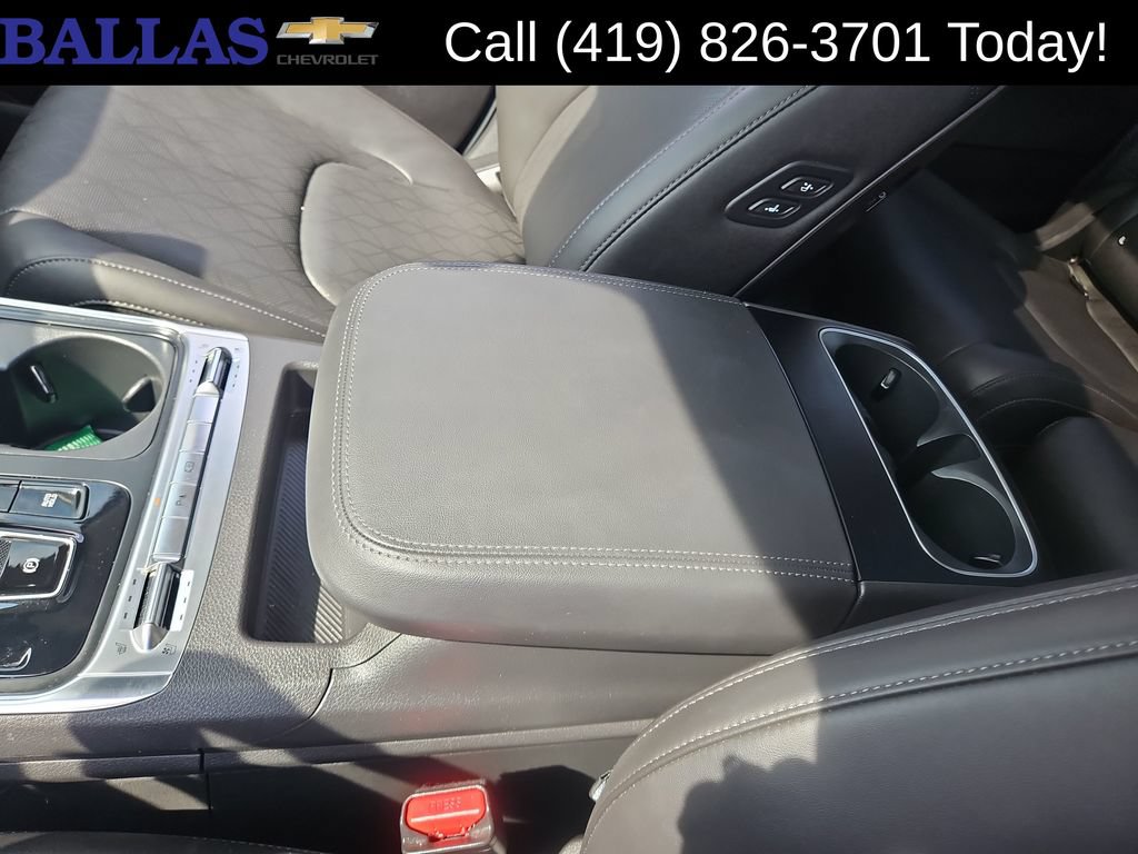 Used 2026 Kia Carnival SX w/ SX Dark Edition Package FWD image 22