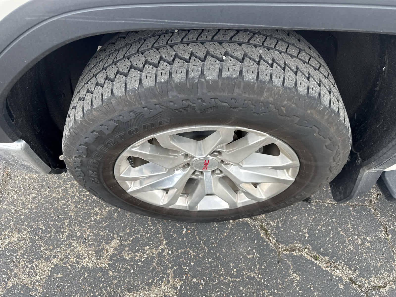 Used 2021 GMC Sierra 1500 SLT image 2