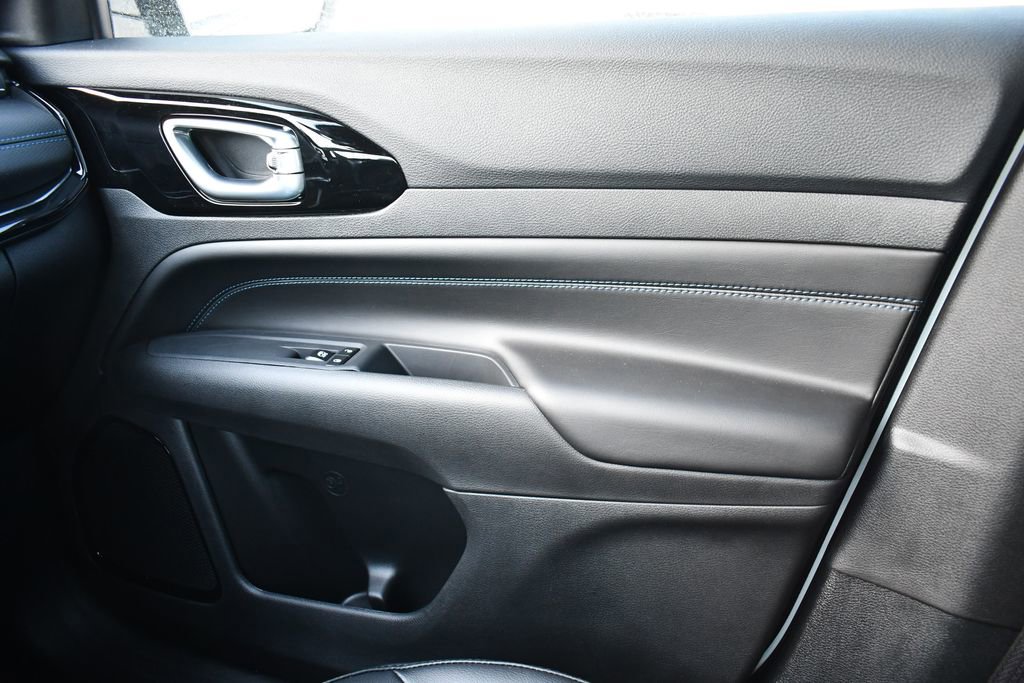 New 2026 Jeep Compass Latitude image 20