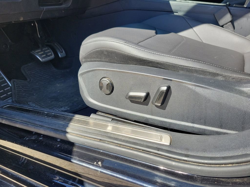 Used 2022 Volkswagen Arteon SE w/ Arteon MDO Package FWD image 13