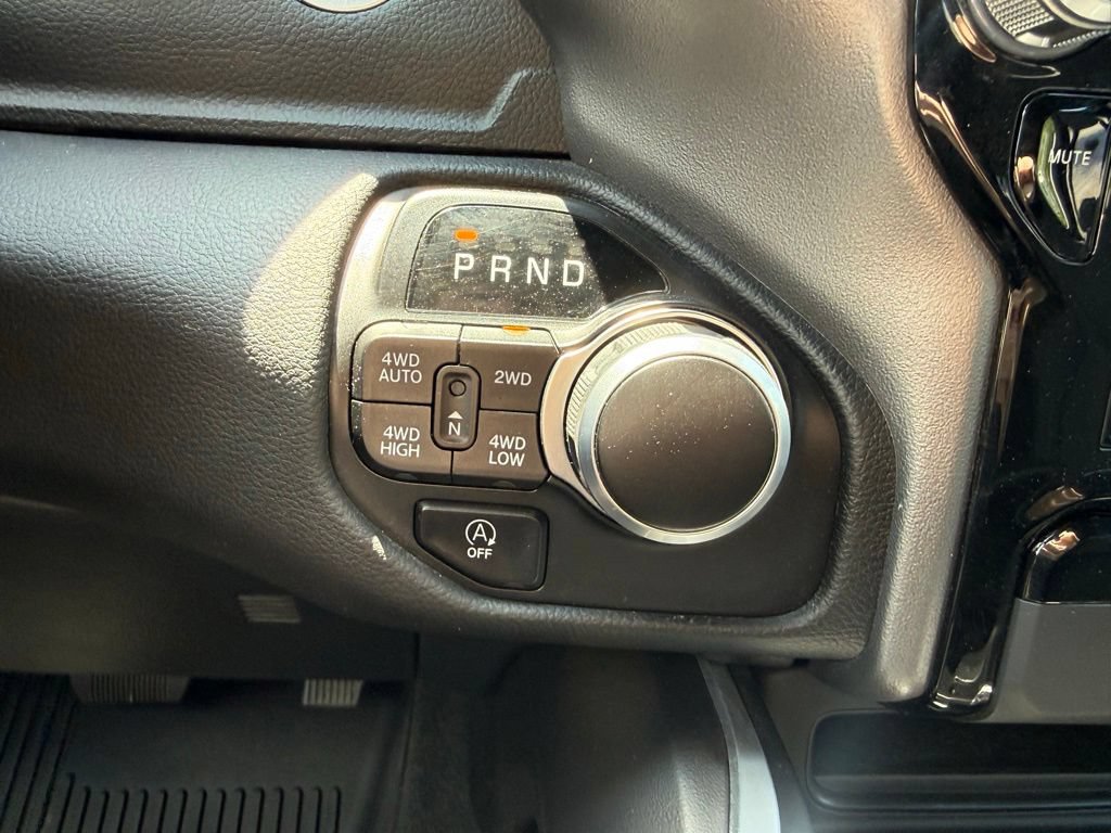 Used 2023 RAM 1500 Big Horn AWD/4WD image 24