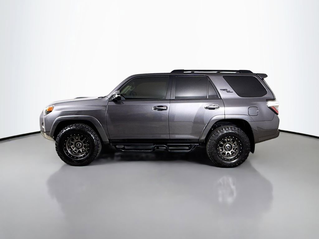 Certified 2023 Toyota 4Runner TRD Off-Road Premium w/ Moonroof Package AWD/4WD image 4