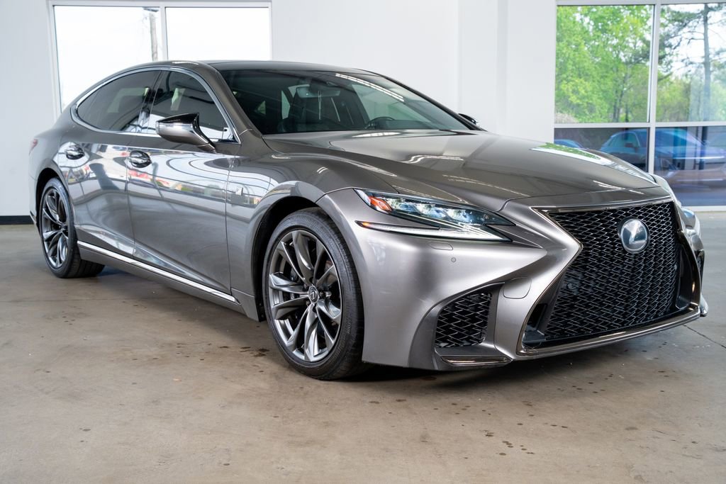 Used 2018 Lexus LS 500 F Sport w/ Accessory Package (Z2) image 4
