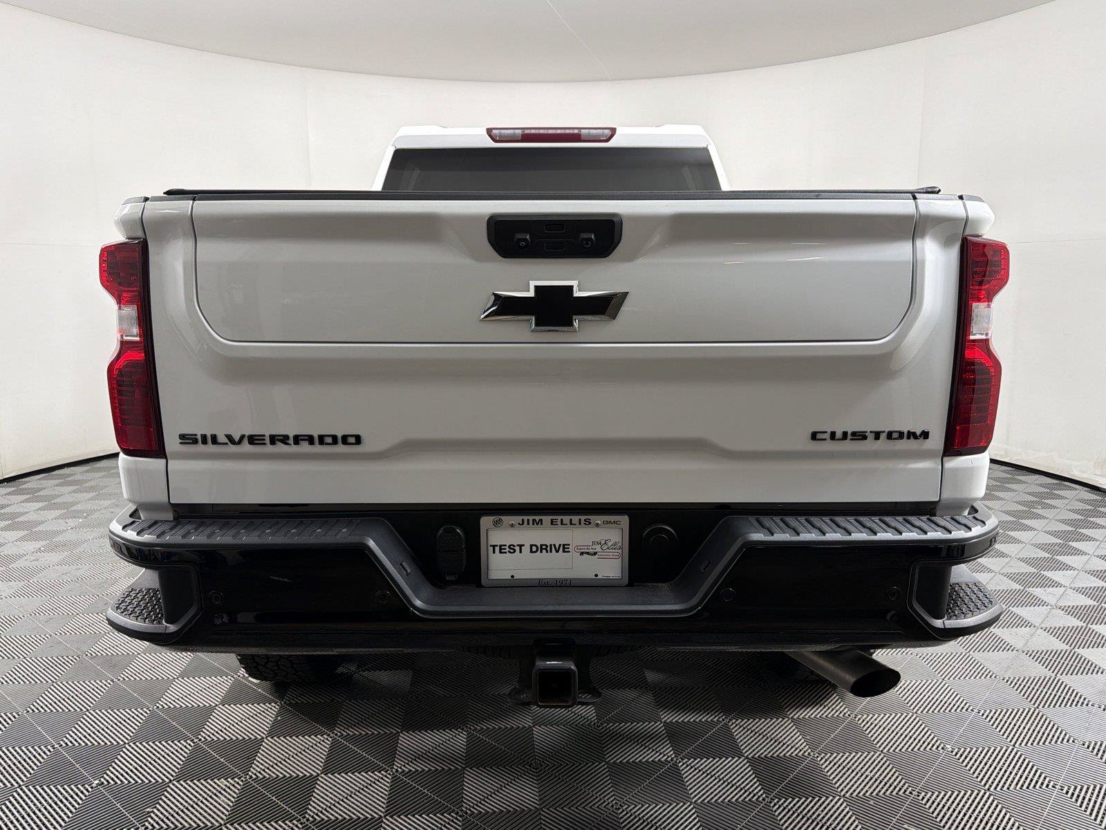 Certified 2024 Chevrolet Silverado 2500 Custom w/ Custom Value Package AWD/4WD image 5