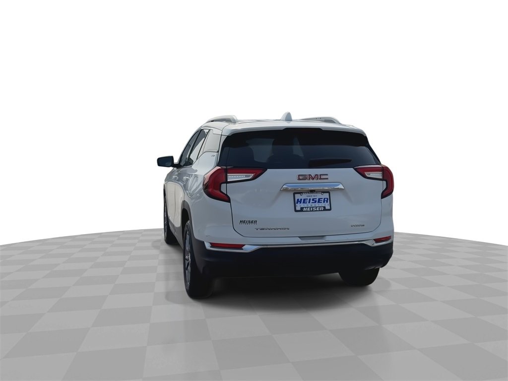 Used 2024 GMC Terrain SLT image 7