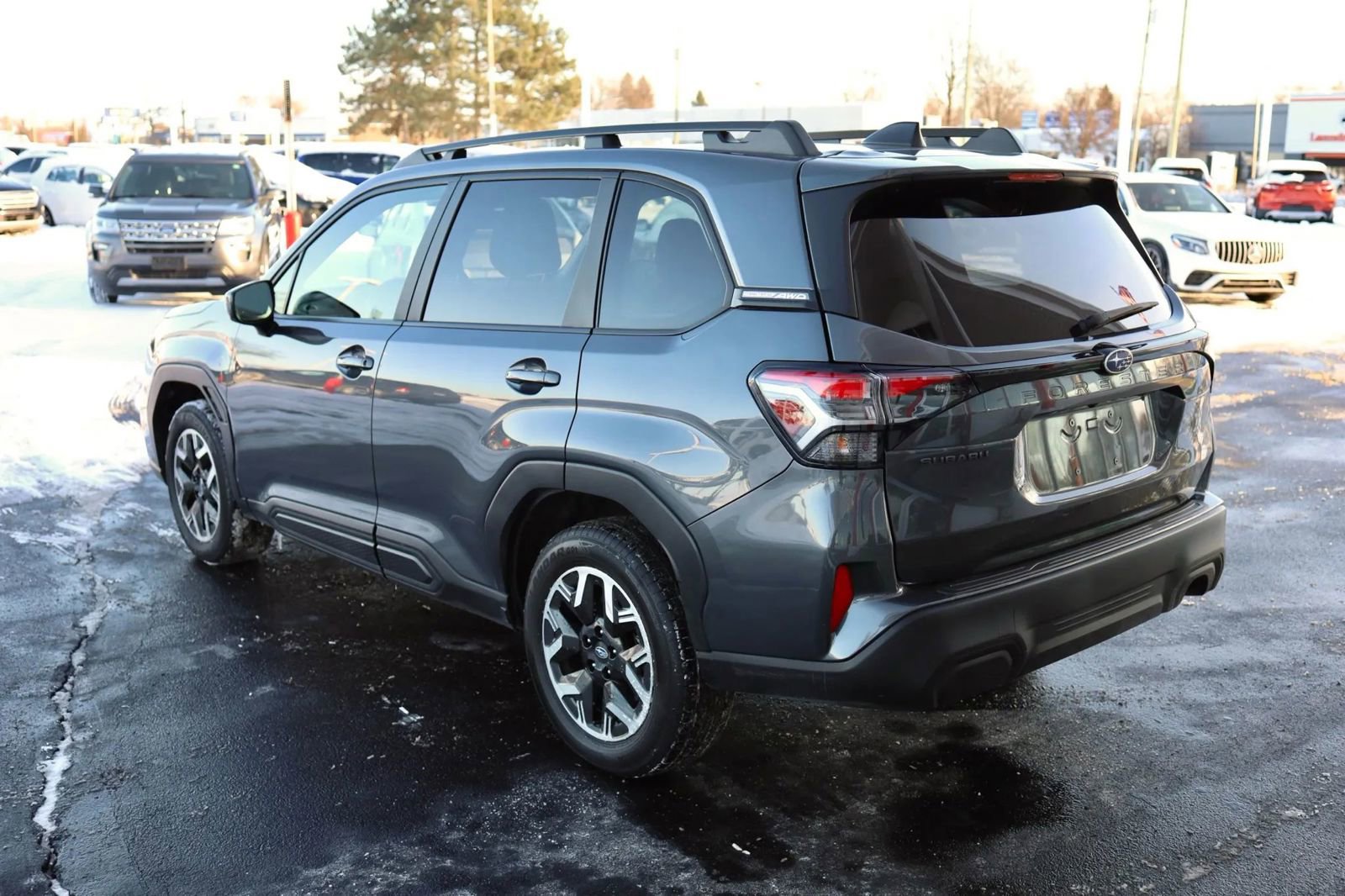 Used 2025 Subaru Forester Premium w/ Convenience Package #1 image 8