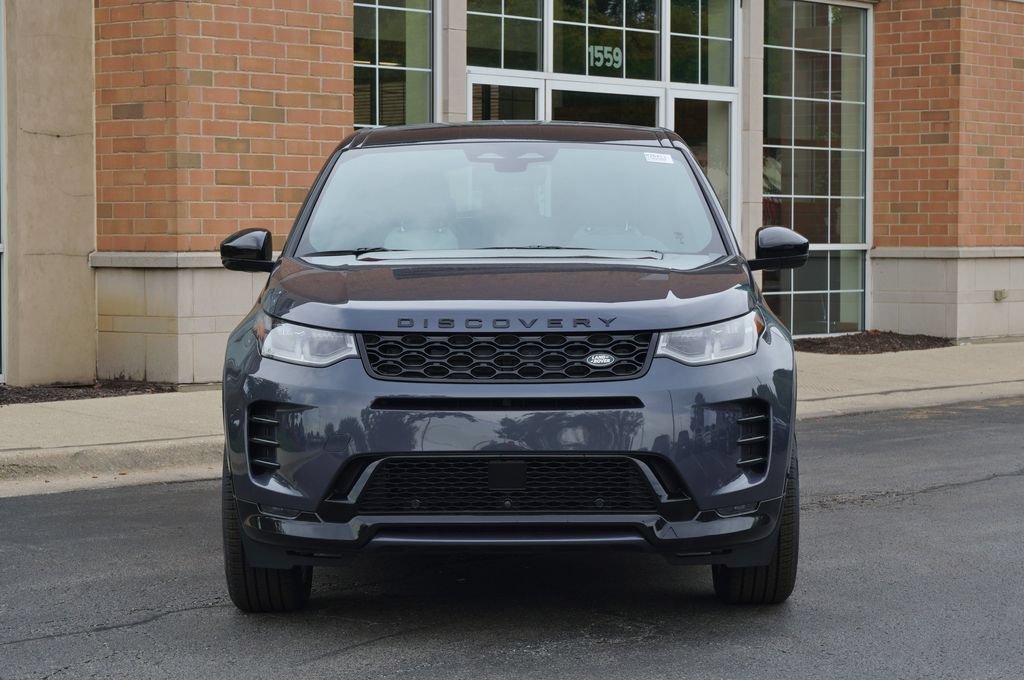 New 2026 Land Rover Discovery Sport Landmark AWD/4WD image 4