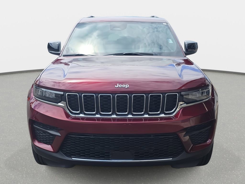 New 2025 Jeep Grand Cherokee Laredo AWD/4WD image 2