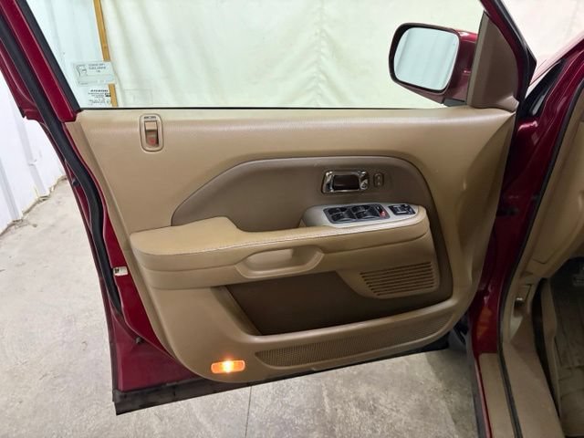 Used 2006 Honda Pilot EX-L image 29