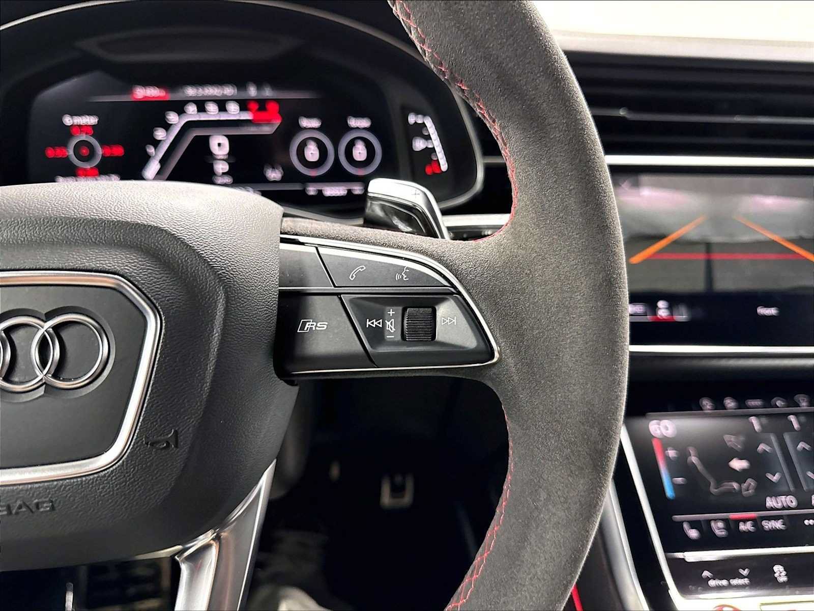 Used 2022 Audi RS Q8 AWD/4WD image 22