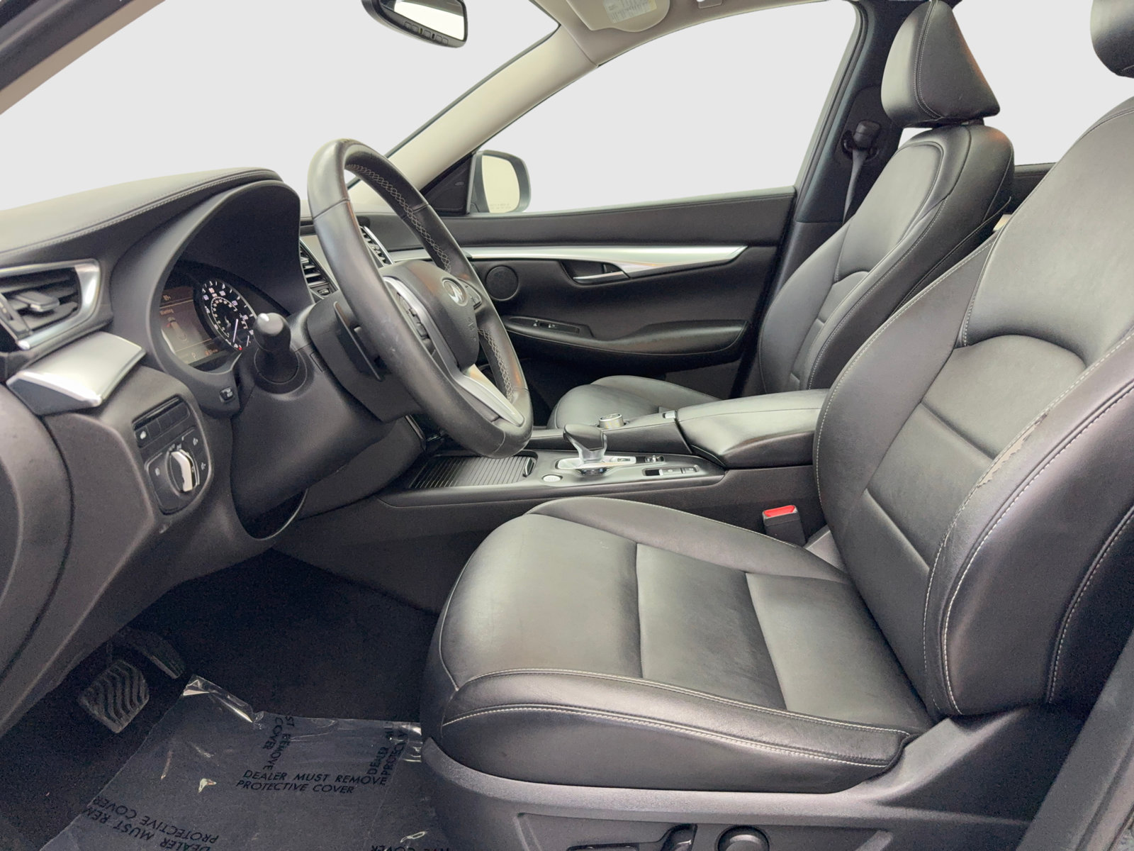 Used 2019 INFINITI QX50 Luxe w/ Navigation Package FWD image 17