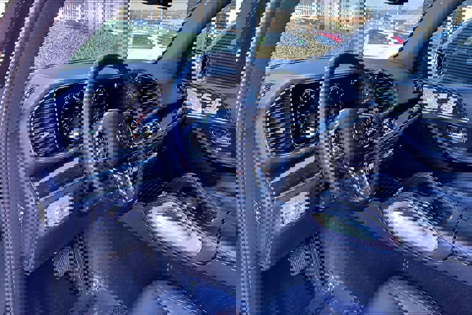 Used 2023 Mercedes-Benz GLE 450 4MATIC image 18