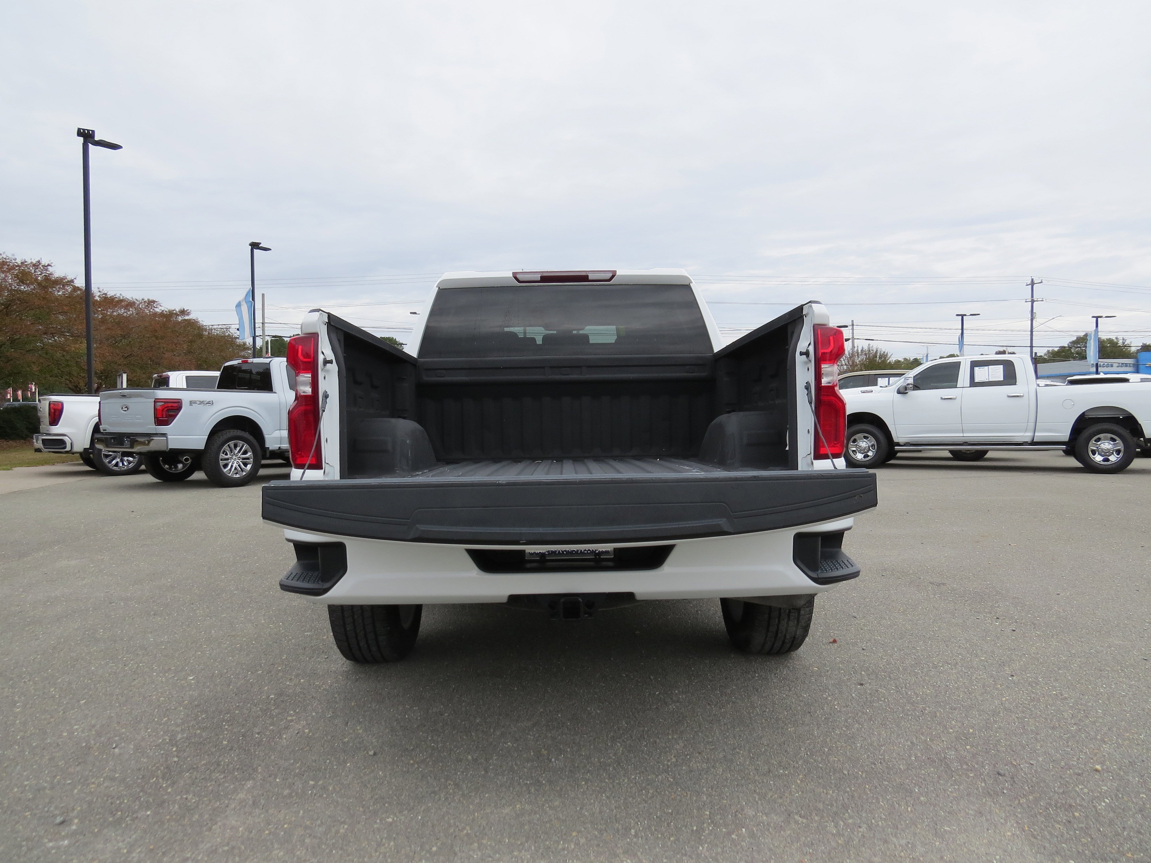 Certified 2021 Chevrolet Silverado 1500 Custom w/ Safety Confidence Package image 5