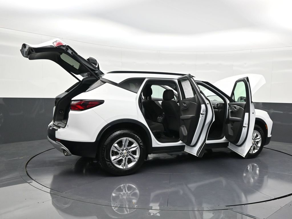 Used 2020 Chevrolet Blazer LT image 32