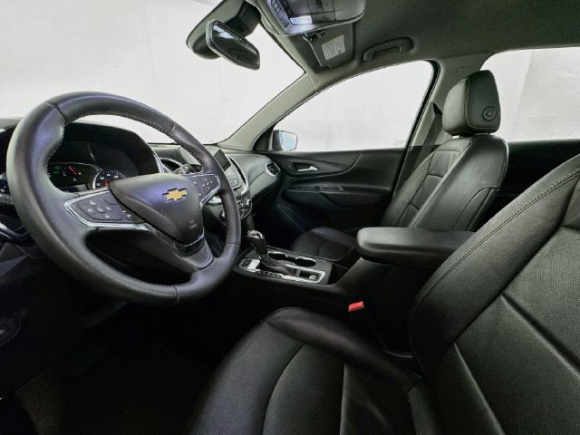 Used 2020 Chevrolet Equinox LT w/ Sport Edition FWD image 19
