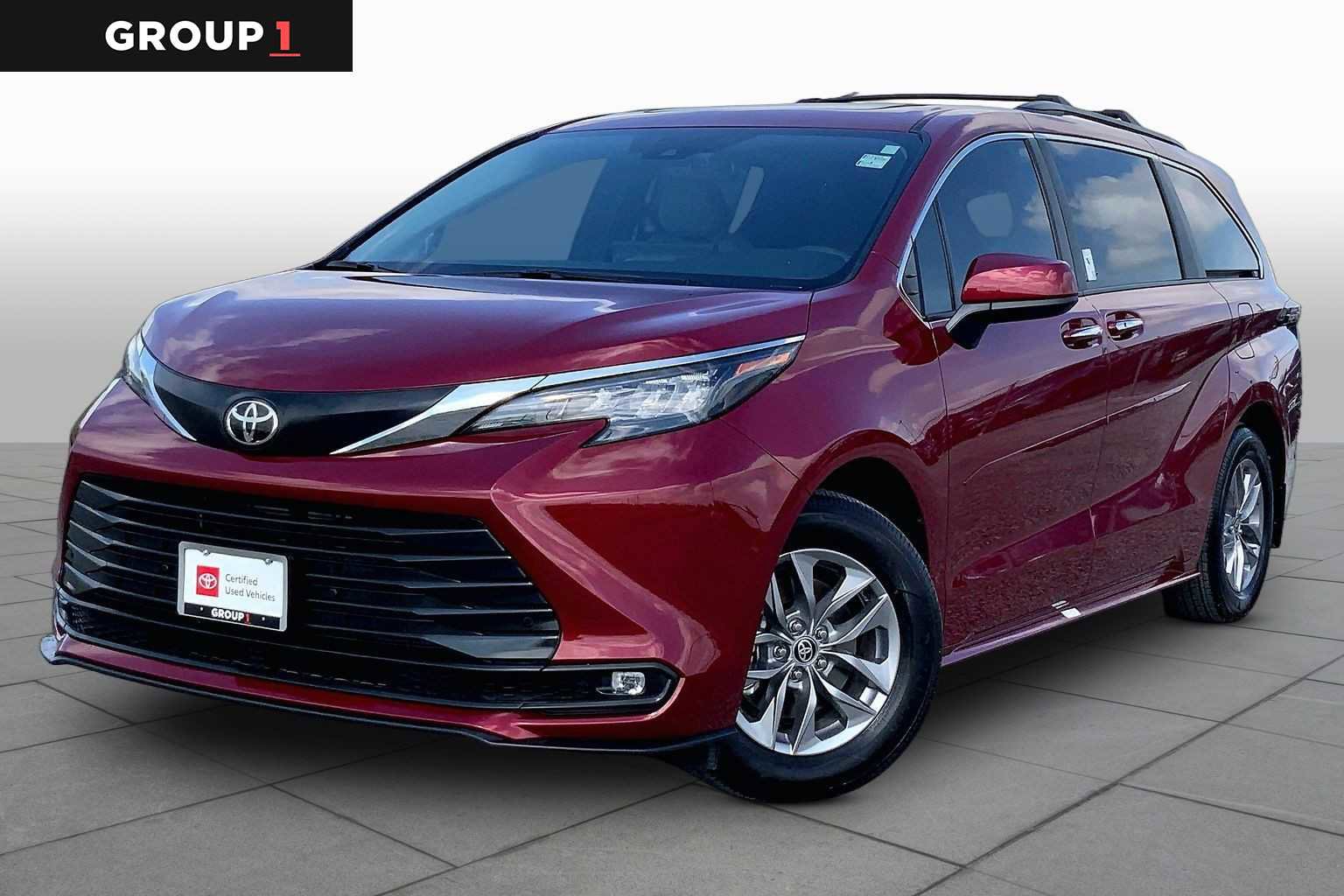 Used 2026 Toyota Sienna XLE