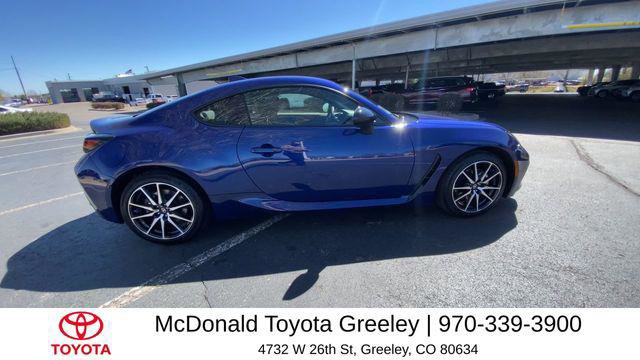 Certified 2024 Toyota GR86 image 9