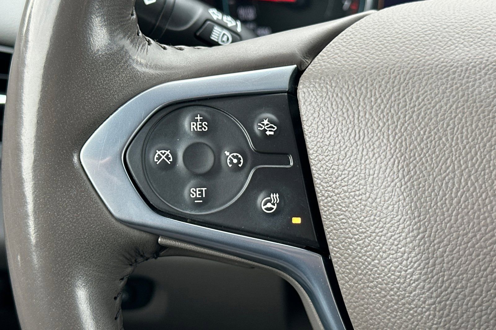 Used 2021 Chevrolet Traverse Premier w/ LPO, Floor Liner Package image 37