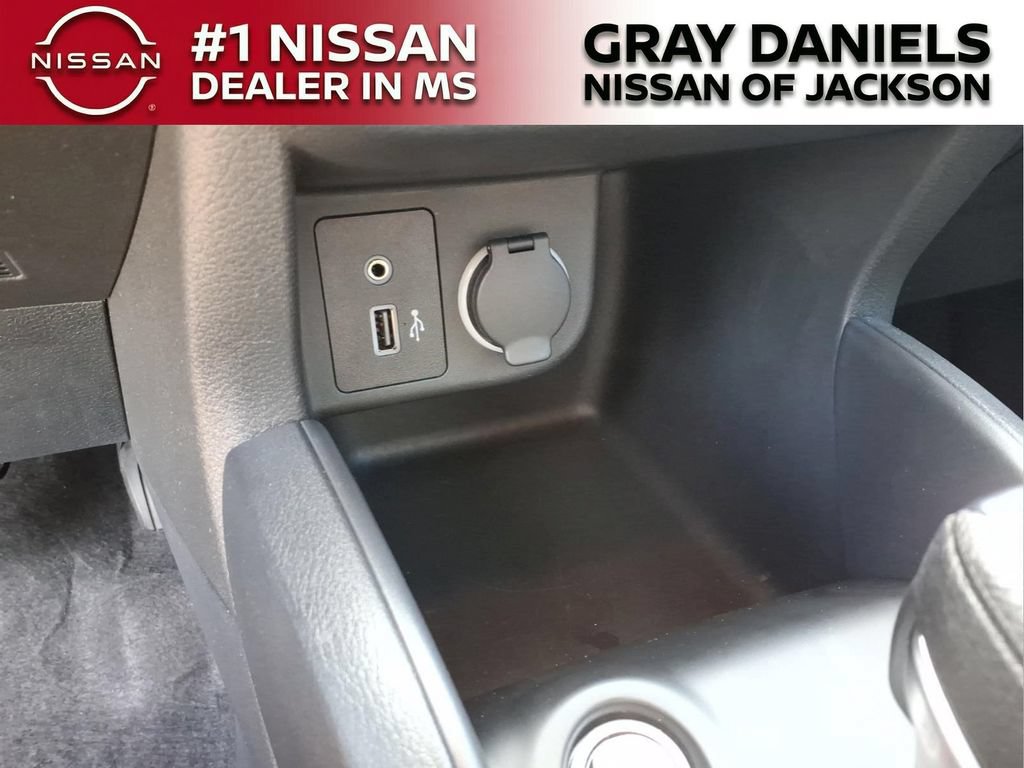 Certified 2025 Nissan Kicks Play S FWD image 19