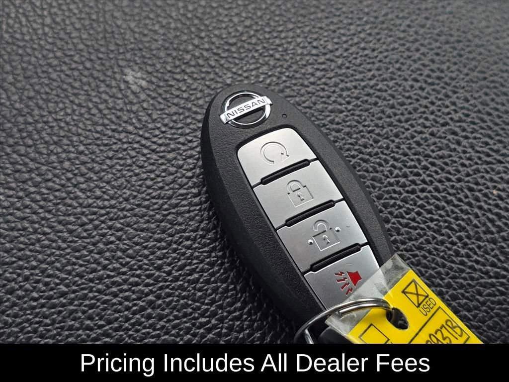 Used 2020 Nissan Titan SV w/ SV Convenience Package AWD/4WD image 20
