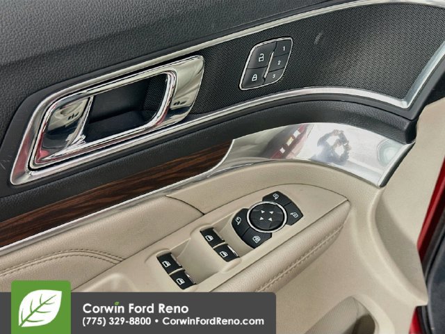 Used 2019 Ford Explorer Limited w/ Class III Trailer Tow Package AWD/4WD image 21