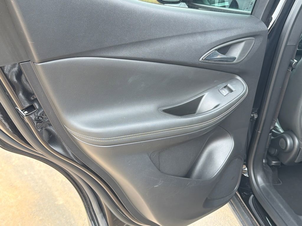 Used 2025 Buick Encore GX Preferred FWD image 21