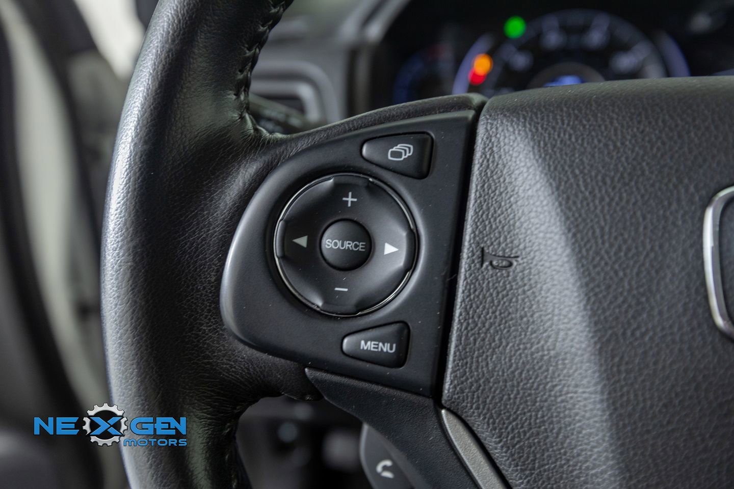 Used 2016 Honda CR-V Touring image 14