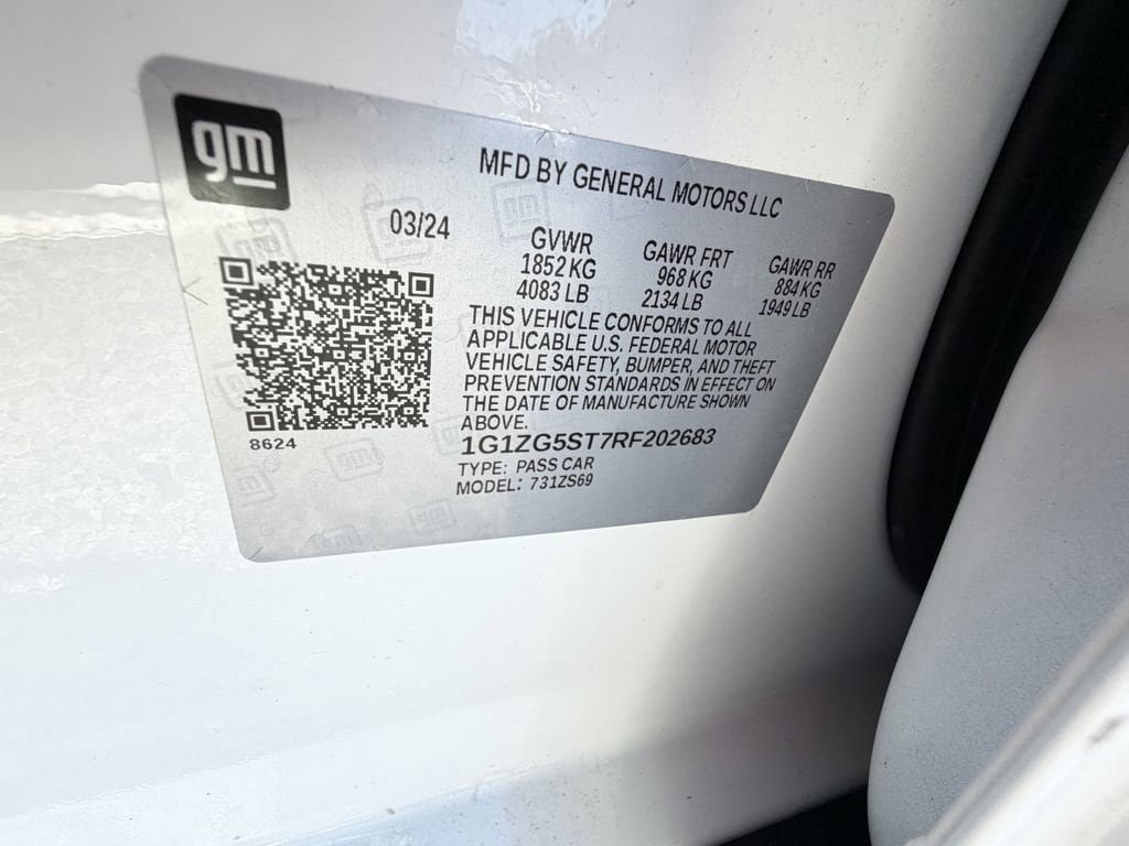 Used 2024 Chevrolet Malibu RS FWD image 33