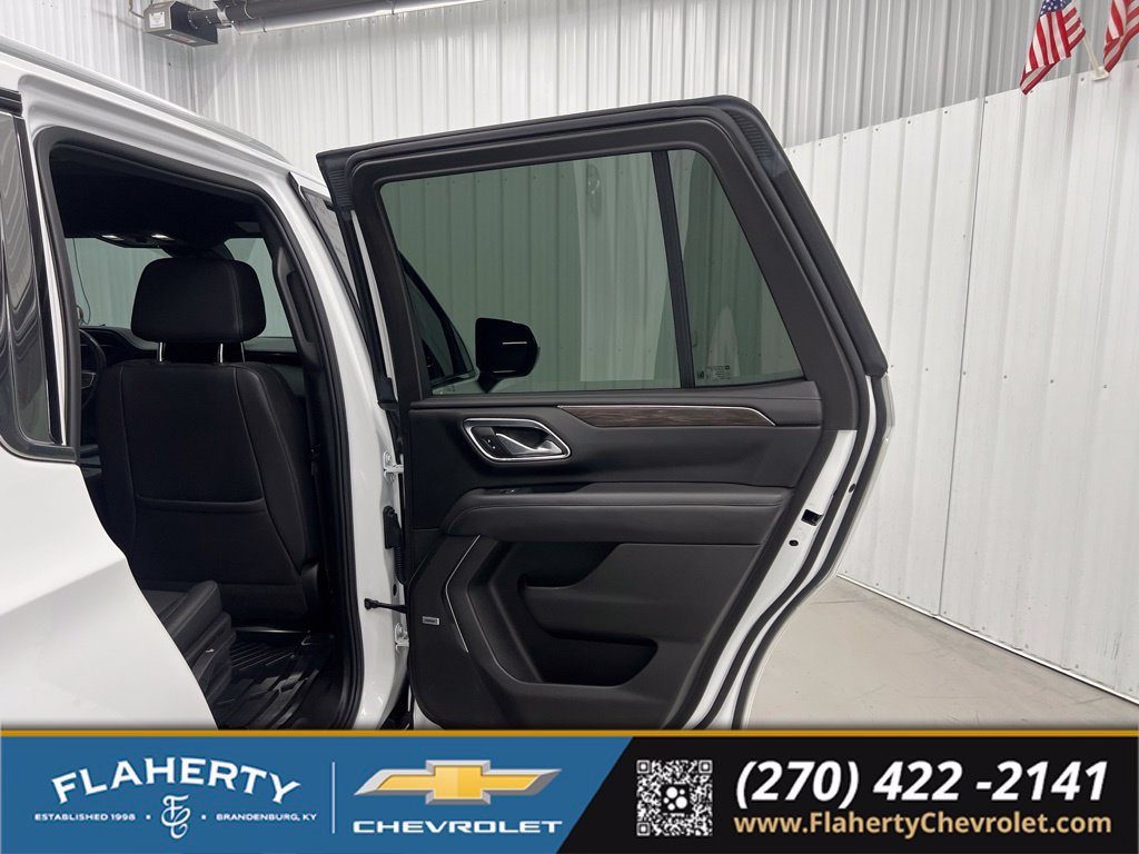 Used 2023 Chevrolet Tahoe LT AWD/4WD image 12