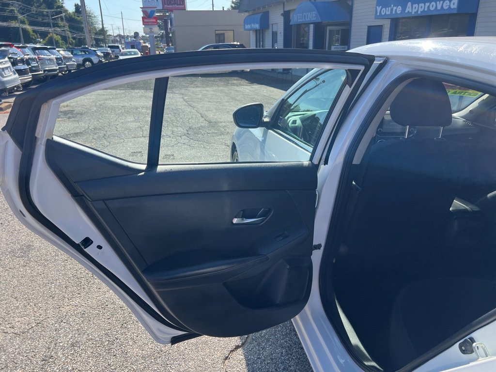 Used 2021 Nissan Sentra SV w/ Trunk Package image 23