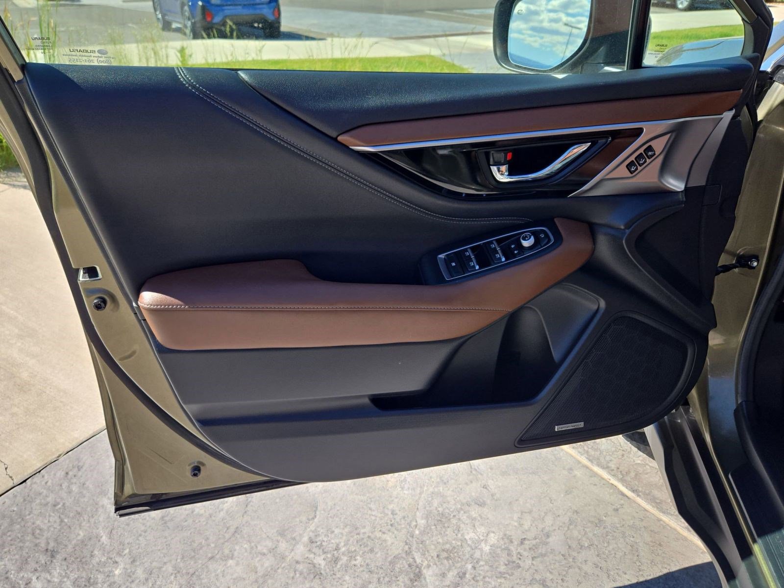 Used 2020 Subaru Outback Touring XT image 10