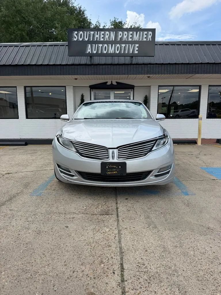 Used 2014 Lincoln MKZ AWD w/ Equipment Group 102A Reserve image 2