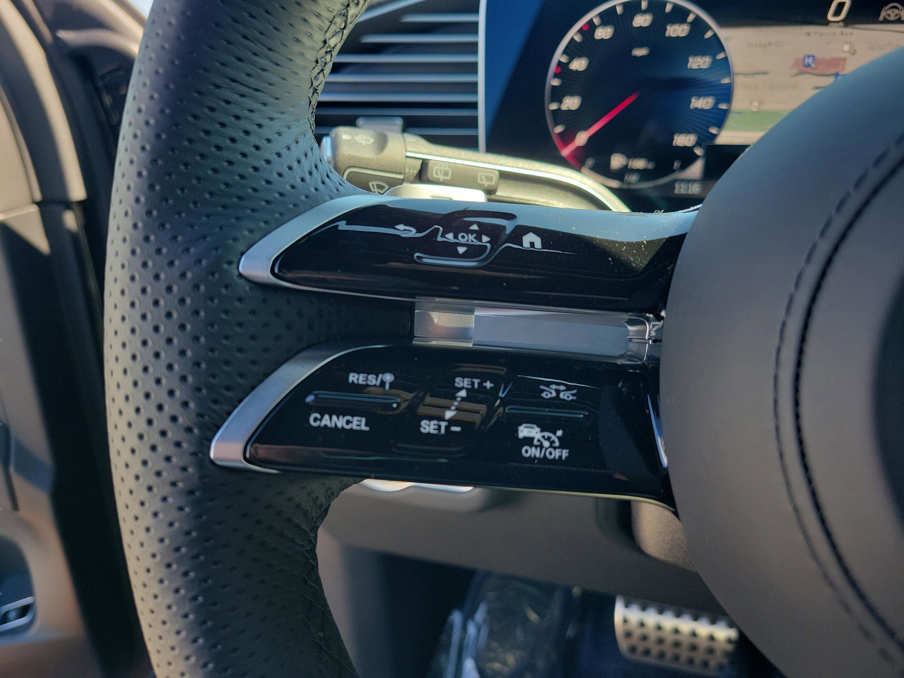 New 2026 Mercedes-Benz GLS 580 4MATIC image 25