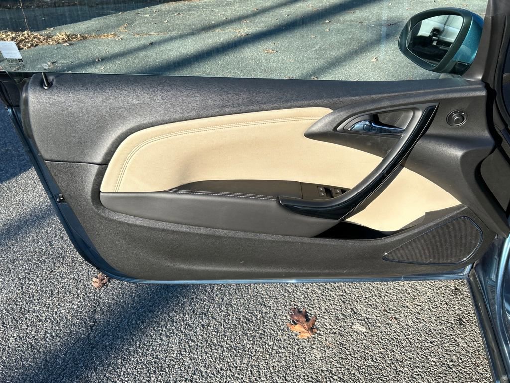 Used 2017 Buick Cascada Premium image 14