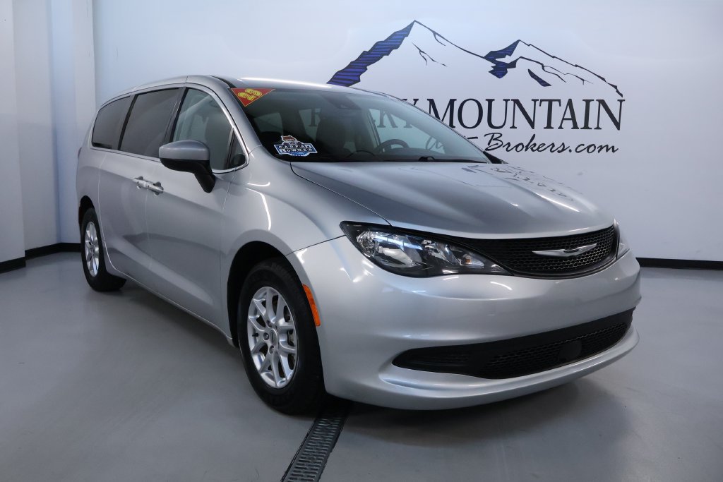 Used 2023 Chrysler Voyager LX