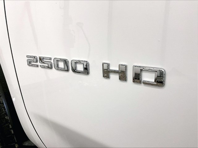 Used 2024 Chevrolet Silverado 2500 LT AWD/4WD image 13