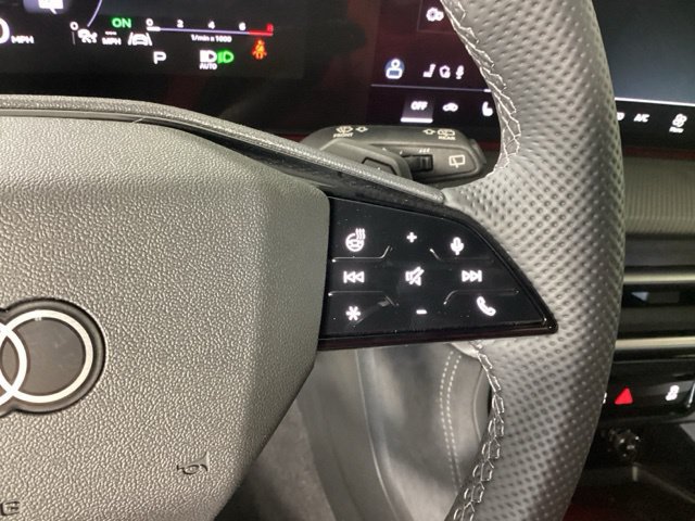 New 2025 Audi SQ5 Premium Plus AWD/4WD image 31